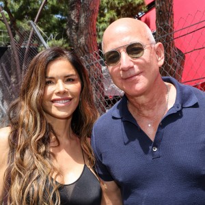 Jeff Bezos - Superjahta milijarderja Jeffa Bezosa je zasidrana v Dalmaciji
