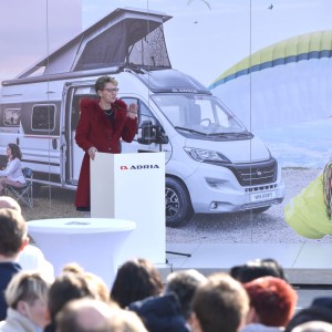 Ozadje prikrite obsodilne sodbe: direktorica Adrie Mobil Sonja Gole je prala denar po Saftiju