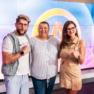 Žana in Klemen sta se ob Urškinem obisku iskreno zabavala