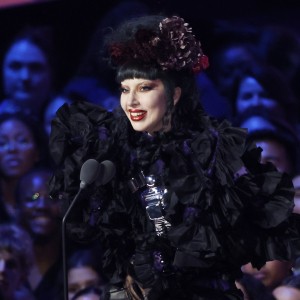 MTV VMA 2025, Lady Gaga - Lady Gaga je prišla po najbolj pomembno nagrado in potem odhitela na svoj
