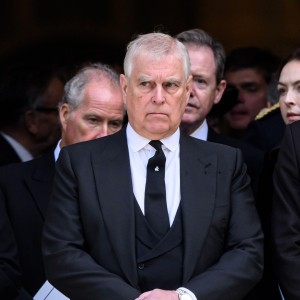 princ Andrew - Princa Andrewa in njegove zahteve do svojega policijskega spremljevalca, ne bodo prei