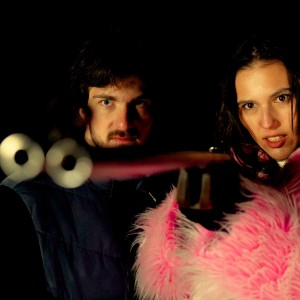 Freaky Christmas, Odštekani božič - Odštekani božič je odštekana humoristična kriminalna detektivka,