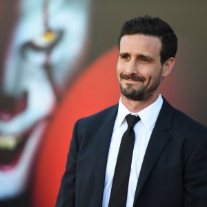 Njegova igralska iskrenost je izvirala iz osebne izkušnje – Ransone je pozneje odkrito spregovoril o otroški zlorabi in boju z odvisnostjo, kar je njegovim vlogam dodajalo globino, bolečino in avtentičnost, ki se je gledalcev dotaknila na povsem intimni r