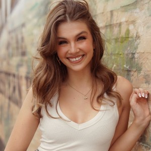 Nova skladba odpira sveže poglavje na glasbeni poti Saše Lešnjek