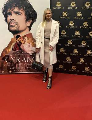 Plesalka Nadiya Bychkova se je po britanski turneji s šovom Strictly Come Dancing vrnila v Slovenijo.