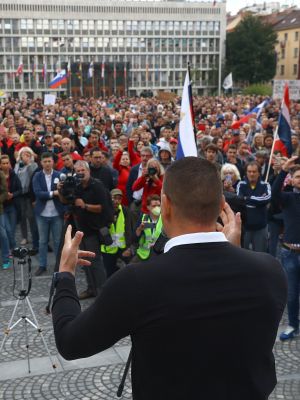 protest pct anticepilci trg republike zoran stevanovic bobo