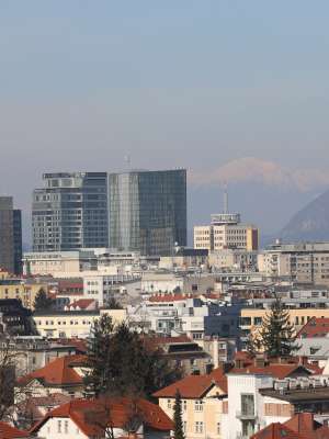 Ljubljana, mesto, stanovanja, stavbe, hiše
