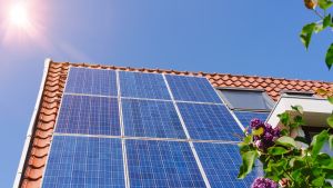 elektrika, soncna-energija, trajnost, net-met, energija-plus