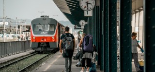 železniška postaja, ljubljana, peron, vlak