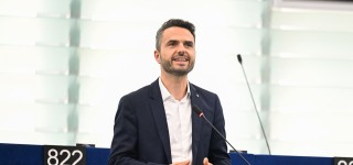 20250908_EP-189904C_LD1_EG_074-MEDIUM