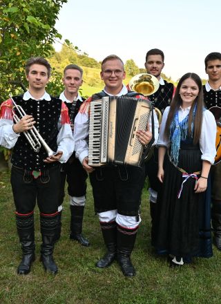 51. Pokaži kaj znaš v Dobju uspešno pod streho!