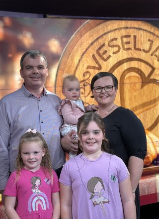 Svojo pesem je dobila tudi najmlajša hčerka