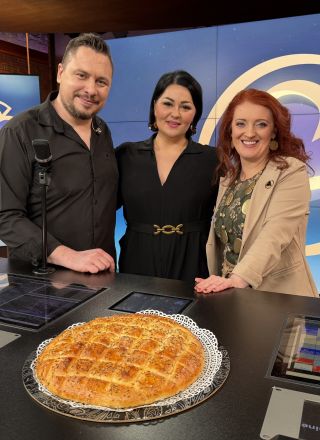 Urška Klobučar: ko je prvič oblekla narodno nošo, je jokala