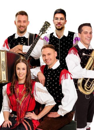 Naš Tomaž Rot z ansamblom pred velikim glasbenim mejnikom