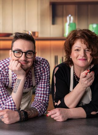 Belokranjski nadev navdušil gledalce oddaje Slovenske kuharice