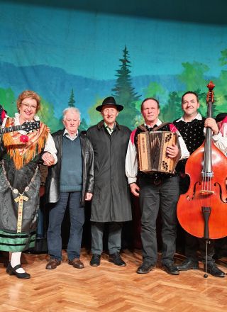 Ansambel Braneta Klavžarja praznoval 45 let