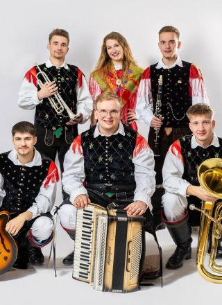 Gajstni muzikanti na Ptuj s pesmijo, ki jih je globoko nagovorila
