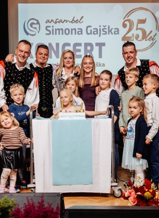 Ansambel Simona Gajška s slavnostnim koncertom proslavil 25 let
