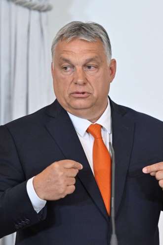 Orban ponovil, da sankcije najbolj škodijo državljanom EU