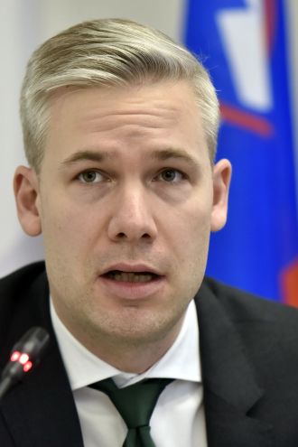 Savšek brez podpore koalicije za vodenje Banke Slovenije
