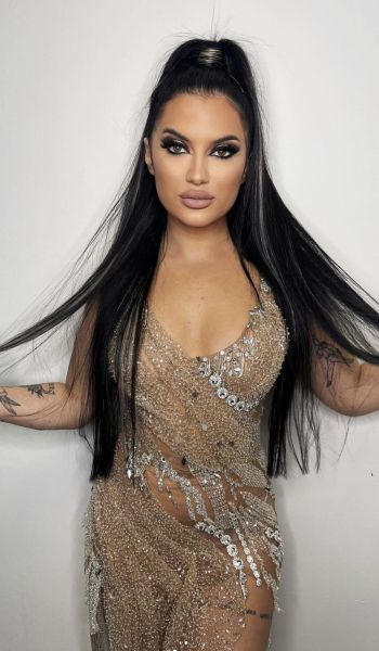 Barbara Bobak se je zapletla s poročenim moškim