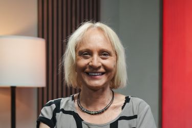 Se karte mešajo, se vzorci podirajo?