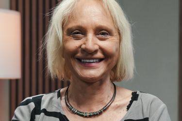 Se karte mešajo, se vzorci podirajo?