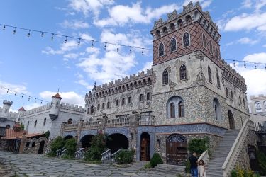 Armenija: najmlajša vinska dežela z najdaljšo tradicijo (REPORTAŽA)