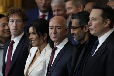 Pravi vladarji Amerike in sveta: kdo bo nadel uzde supermilijarderjem?