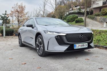 Mazda 6e: design japonskih mojstrov in električno srce kitajskih inženirjev