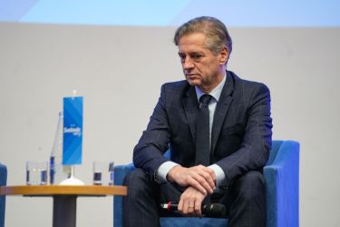 Nas je Golob z božičnico bolj »zafrknil« kot nagradil?