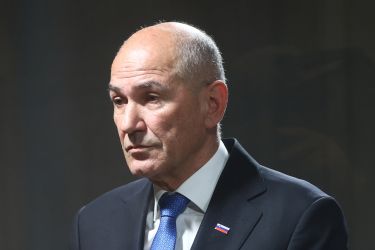 Ko Janša ne sreča Trumpa: v čem sta si Janez in Donald podobna