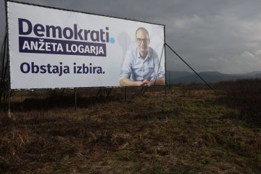 Od kod vse prihaja denar za razkošno kampanjo Anžeta Logarja