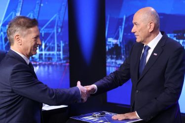 Golobova vlada ni zmogla davčne reforme, pod Janšo ne bo nič drugače