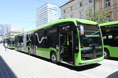 Mobilni kuhalniki LPP: pasja vročina v novih ljubljanskih avtobusih
