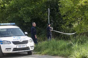 sisak, hrvaška policija