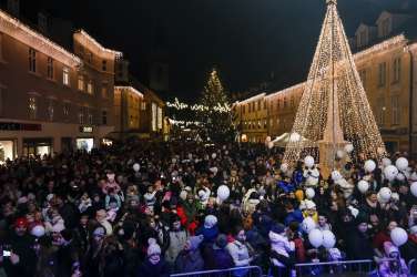 praznicne-lucke, kranj