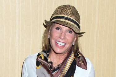 Leslie Charleson