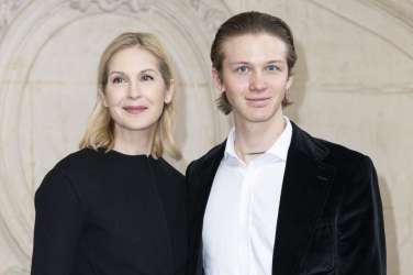 Kelly Rutherford, Hermés Gustaf Daniel Giersch