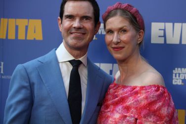 Jimmy Carr - Priljubljeni britanski komik Jimmy Carr se ni želel opravičiti za nastop v Savdski Arab