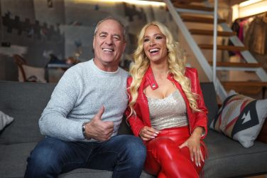 Alya je ob vabilu takoj potrdila sodelovanje, saj v Vilijevi družbi ni nikoli dolgčas