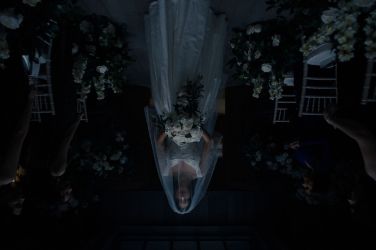 Poroka iz sanj ali začetek nočne more?