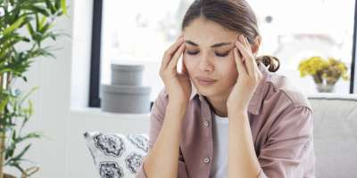 Glavobol sodi med najpogostejše tegobe, vzroki pa so redkokdaj resni.