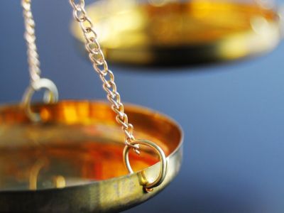 pro bono odvetnik sodnik sodišče sodba