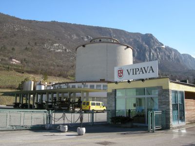 Delo v Agroindu je oteženo, saj primanjkuje repromateriala.