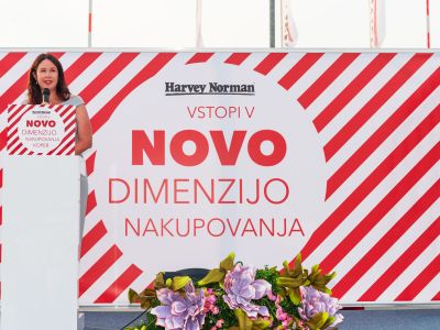 Prenovljena poslovalnica Harvey Normana