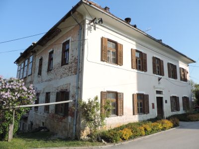 stara šola, Sveti Tomaž.JPG