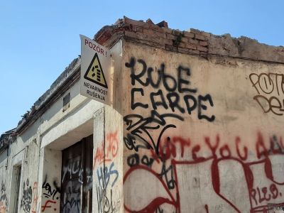 hiša-trubarjeva, rušenje
