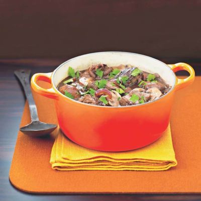 Braised beef with red onions and wild mushroomsP112-116