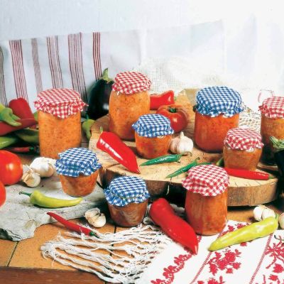 ajvar iz pecenih paprik